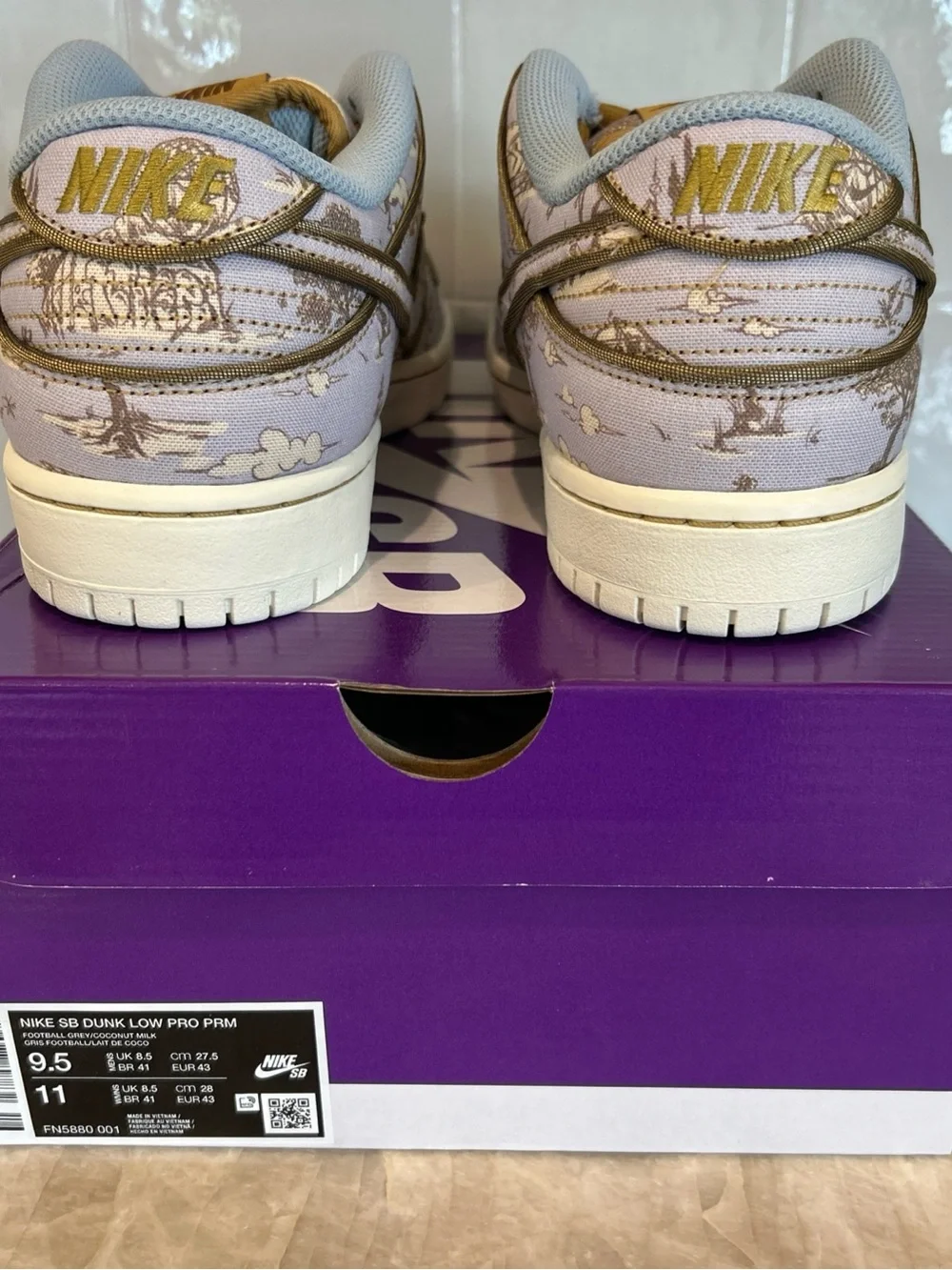 Nike SB Dunk Low (City of Style)
